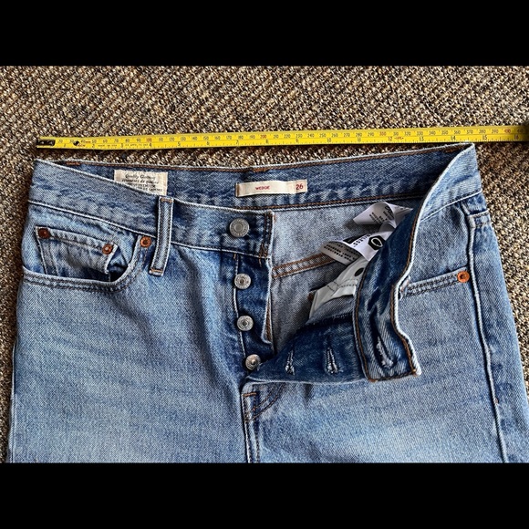 JEANS Levi’s Wedgie Icon Fit - Picture 4 of 7